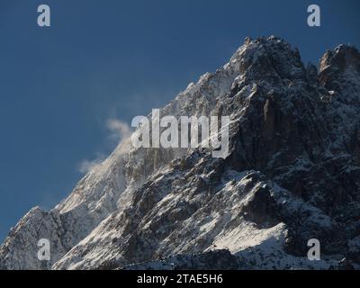 AWindy day on Dolomites park of Lavaredo Peaks of Mountain Rudo, Croda dei Rondoi, Torre dei Scarperi, Croda dei Baranci, Cima Piatta Alta, Tre Cime d Stock Photo