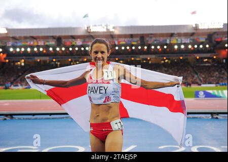 Jo Pavey of England bronze medal ceremony at the women’s 5000m at the Commonwealth Games, Glasgow, Scotland UK on the 27th Jul-2nd Aug 2014. Photo by Stock Photo