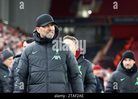 Anfield, Liverpool, Merseyside, UK. 30th Nov, 2023. Europa League Football, Group Stages, Liverpool versus LASK; Liverpool manager Jurgen Klopp walks to the dugout Credit: Action Plus Sports/Alamy Live News Stock Photo