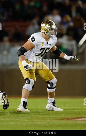 Notre Dame Fighting Irish defensive back Joe Alt (76) blocks during a college football regular season game against the Stanford Cardinal, Saturday, No Stock Photo