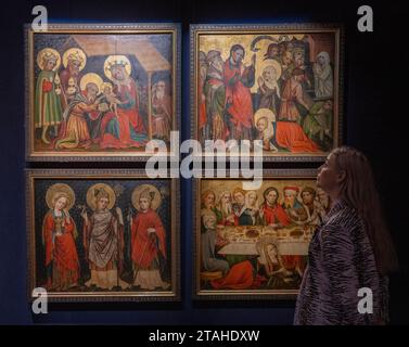 London, UK. 1st Dec, 2023. Sotheby’s Old Masters & 19th Century paintings evening auction includes a rediscovered Rembrandt. The sale takes place on 6 December 2023. Highlights include: Golden Altarpiece from Germany, 1416-20, depicting scenes from the Life of Mary Magdalene, Saints & Kings (Master of the Hildesheim Magdalene Legend, also known as the Master of the Goettingen Barefoot Altar). Estimate £500,000 - £700,000. Credit: Malcolm Park/Alamy Live News Stock Photo