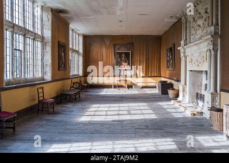 Great hall at Wolfeton House, Dorset, England, UK. Used as a cow byre by tenant farmers in 18th century. Stock Photo