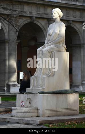 The University of Vienna (Latin Alma Mater Rudolphina Vindobonensis ...