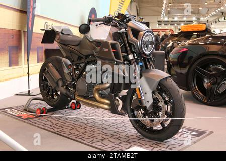 Ktm 1290 super duke r hi res stock photography and images Alamy