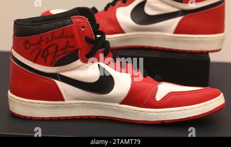 Air jordan 1 1985 hi-res stock photography and images - Alamy