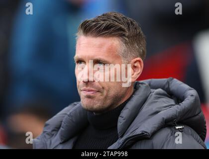 2nd December 2023; Gtech Community Stadium, Brentford, London, England; Premier League Football, Brentford versus Luton Town; Luton Town Manager Rob Edwards at the dugout before kick off Stock Photo