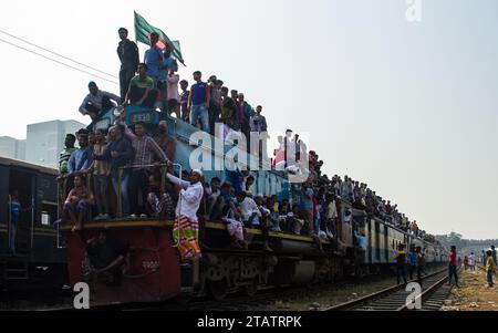 Bishwa Ijtema Journey by the Train, This image was captured on February 19, 2019, from Tonggi, Bangladesh Stock Photo