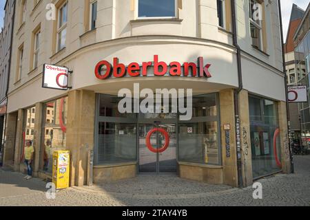 Oberbank, Kirchplatz, Jena, Thüringen, Deutschland *** Oberbank, Kirchplatz, Jena, Thuringia, Germany Credit: Imago/Alamy Live News Stock Photo