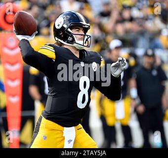Pittsburgh, United States. 03rd Dec, 2023. Pittsburgh Steelers quarterback Kenny Pickett (8) throws in the first quarter against the Arizona Cardinals at Acrisure Stadium on Sunday, December 3, 2023 in Pittsburgh. Photo by Archie Carpenter/UPI Credit: UPI/Alamy Live News Stock Photo