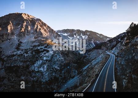 Road through the sierra nevada at Tioga Pass, Yosemite California Stock Photo