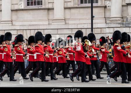 Royal guards during the Procession for Queen Elizabeth II Stock Photo