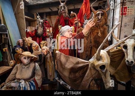 Renowned puppetry artist Lyndie Wright opens her workshop showcasing over 150 original creations that encapsulate a lifetime dedicated to puppetry. Stock Photo