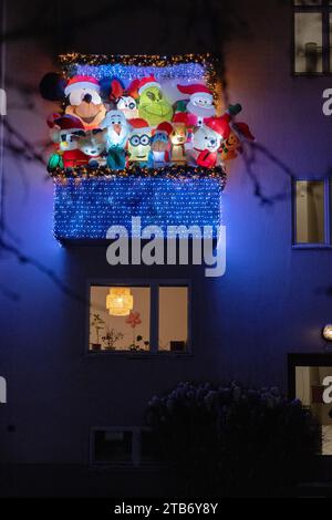 Stockholm, Sweden. 04th Dec, 2023. Christmas decorations on a balcony on an apartment building in Bromma, Stockholm, Sweden, on December 4, 2023.Photo: Caisa Rasmussen/TT/code 12150 Credit: TT News Agency/Alamy Live News Stock Photo