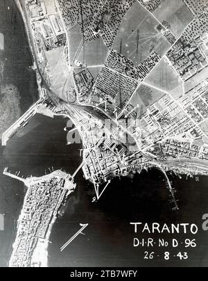 TARANTO southern Italy. Aerial reconnaissance photo of the harbour area on 26 August 1943. British forces landed near the port on 9 September 1943 in Operation Slapstick, part of the invasion of Italy Stock Photo