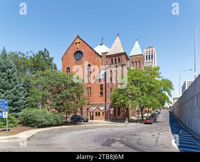 Adolph Fleischman and Isaac Perry designed synagogue Temple Beth Emeth ...
