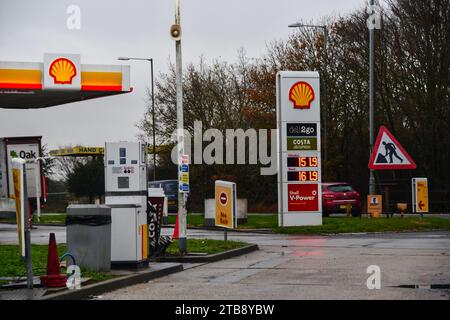 the shell garage at Caxton Gibbet Stock Photo