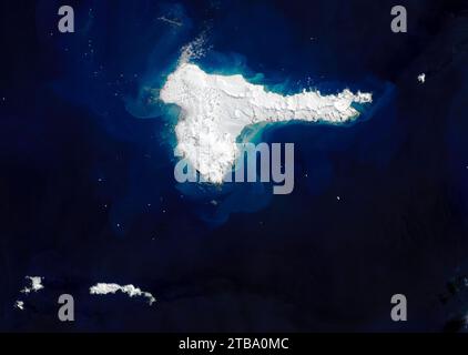 A rare, cloud-free view of Elephant Island, off the northeast tip of the Antarctic Peninsula. Stock Photo