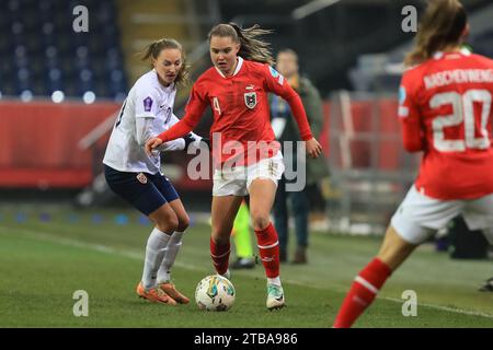 Ella Touon (27 SKN St Polten) passing the ball during the Admiral Frauen  Bundesliga match St Polten vs Vienna at TP/ NV-Arena (Tom Seiss/ SPP)  Credit: SPP Sport Press Photo. /Alamy Live