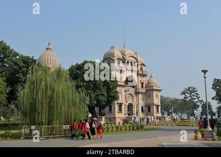 Belur Math, HQ of the Ramakrishna Mission, is a popular pilgrimage site and features an amalgamation of Hindu, Islamic, Buddhist & Christian motifs Stock Photo