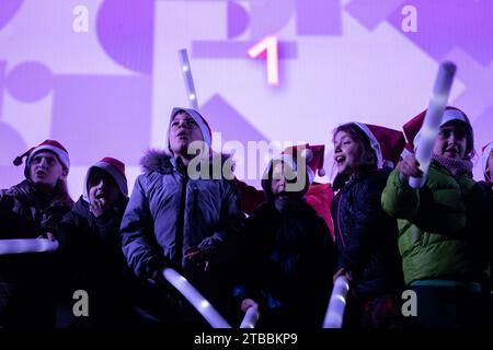 Barcelona, Spain. 05th Dec, 2023. Hundreds of families and tourists are attending the opening of the Port Vell Christmas fair in Barcelona, Spain, on December 5, 2023, where children are the protagonists turning on the lights. (Photo by Marc Asensio/NurPhoto)0 Credit: NurPhoto SRL/Alamy Live News Stock Photo