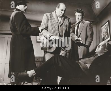 The Ladykillers (Rank, 1955). Starring Alec Guinness, Herbert Lom, Peter Sellers, Cecil Parker, and Danny Green. Ealing Studios Stock Photo