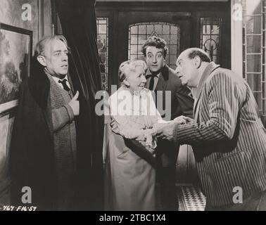 The Ladykillers (Rank, 1955). Starring Alec Guinness, Herbert Lom, Peter Sellers, Cecil Parker, and Danny Green. Ealing Studios Stock Photo