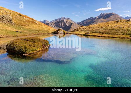 Espelunziecha lake, Formigal, Tena valley, Huesca, Spain Stock Photo
