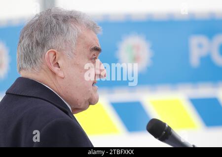 Duisburg, Germany. 06th Dec, 2023. The North Rhine-Westphalian Interior Minister Herbert Reul speaks at an appointment about the new mobile video surveillance trailer in Duisburg. Credit: David Young/dpa/Alamy Live News Stock Photo