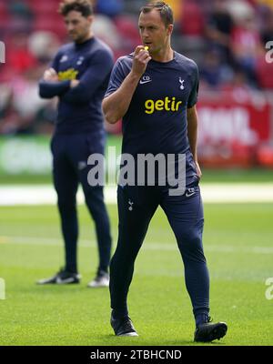 Tottenham Hotspur assistant senior coach Chris Davies before the Premier League match at the Gtech Community Stadium, London. Picture date: Sunday August 13, 2023. Stock Photo