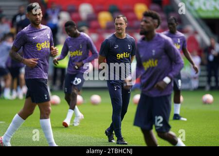 Tottenham Hotspur assistant senior coach Chris Davies before the Premier League match at the Gtech Community Stadium, London. Picture date: Sunday August 13, 2023. Stock Photo