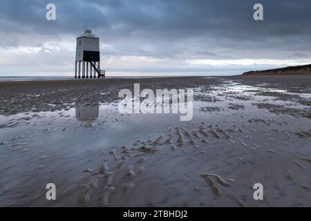 Burrnham's stilted Low Lighthouse at dawn, Burnham on Sea, Somerset, England.  Winter (February) 2023. Stock Photo