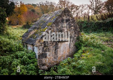 Les fontaines de Giran, built in the 17th century on the outskirts of Domme, once provided the water for the village in the Dordogne region of France Stock Photo