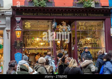 Official Harry Potter Shop in Victoria Street Edinburgh Stock Photo
