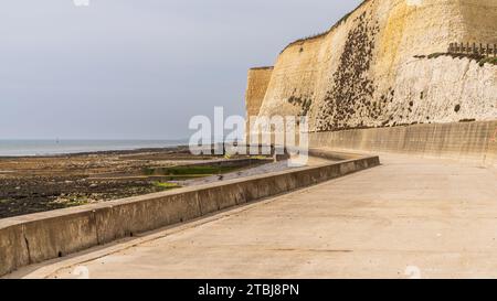 The Undercliff walk, a footpath in Peacehaven, East Sussex, England Stock Photo