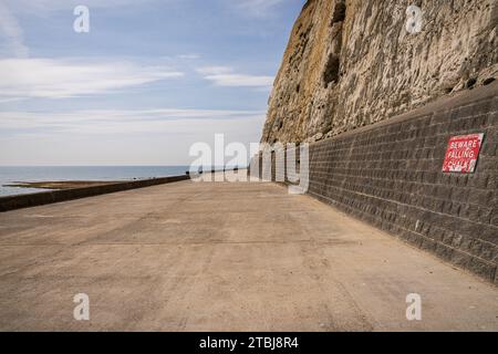 The Undercliff walk, a footpath in Peacehaven, East Sussex, England Stock Photo