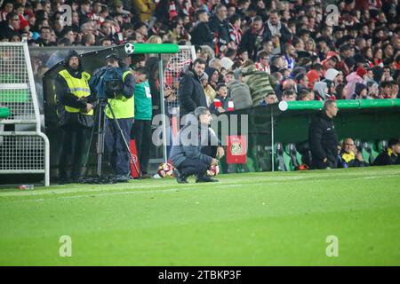 Santander, Spain, 07th December, 2023: The coach of Athletic Club, Ernesto Valverde during the Second Round of the SM El Rey Cup 2023-24 between CD Cayon and Athletic Club, on December 07, 2023, in Los Campos de Sport of El Sardinero, in Santander, Spain. Credit: Alberto Brevers / Alamy Live News. Stock Photo