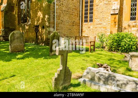 External view at St Peter & St Paul's Abington Church in Northampton, England, UK Stock Photo