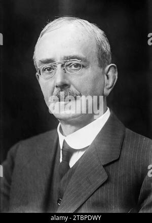 Sir Charles Scott Sherrington. Circa 1920-25. By Bain News Service. Stock Photo