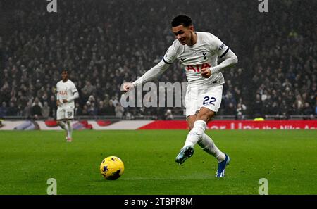 London, UK. 07th Dec, 2023. Brennan Johnson of Tottenham Hotspur in action. Premier League match, Tottenham Hotspur v West Ham Utd at the Tottenham Hotspur Stadium in London on Thursday 7th December 2023 . this image may only be used for Editorial purposes. Editorial use only pic by Sandra Mailer/Andrew Orchard sports photography/Alamy Live news Credit: Andrew Orchard sports photography/Alamy Live News Stock Photo