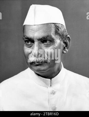 【希少本】Kewal L. Panjabi Rajendra Prasad Book: RAJENDRA PRASAD, FIRST PRESIDENT OF INDIA, by KEWAL L