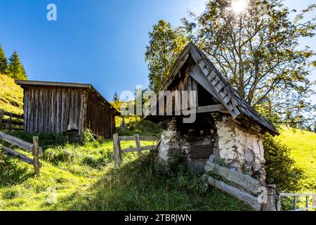 Old wood-burning stove, Fröstlberg in the Rauris Valley, Rauris, Pinzgau, Salzburger Land, Austria Stock Photo