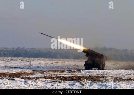 Torun, Poland. 1st Dec, 2023. A HIMARS belonging to the 3rd Battalion, Field Artillery Regiment, XVIII Airborne Corps, demonstrates its lethal capabilities during the with US-Polish MARS 23 LFX in Toru, Poland on December 1, 2023. The exercise included an array of weapon systems across both the U.S. and Polish field artillery arsenal. Soldiers from the 2nd Armored Brigade Combat Team are stationed throughout Europe to support Operation European Assure Deter and Reinforce. Credit: Trevares Johnson/U.S. Army/ZUMA Wire/Alamy Live News Stock Photo