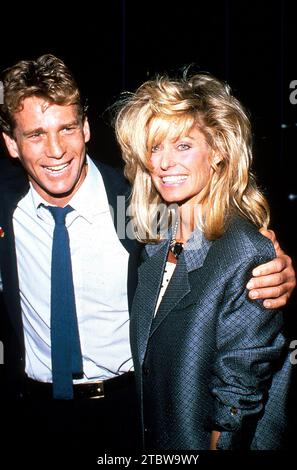 Circa 1987: RYAN O'NEAL and FARRAH FAWCETT. (Credit Image: © Globe Photos/ZUMA Wire) EDITORIAL USAGE ONLY! Not for Commercial USAGE! Stock Photo