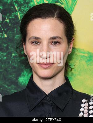 WEST HOLLYWOOD, LOS ANGELES, CALIFORNIA, USA - DECEMBER 08: French actress Elisa Lasowski arrives at the Los Angeles Photo Call Of Apple TV+'s 'Monarch: Legacy Of Monsters' Season 1 held at The London West Hollywood at Beverly Hills on December 8, 2023 in West Hollywood, Los Angeles, California, United States. (Photo by Xavier Collin/Image Press Agency) Stock Photo