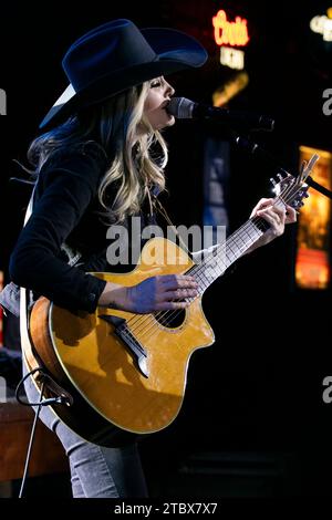 Edmonton, Canada. 07th Dec, 2023. Country music artist Kalsey Kulyk opens for Drake Milligan at Cook County Saloon in Edmonton. Credit: SOPA Images Limited/Alamy Live News Stock Photo