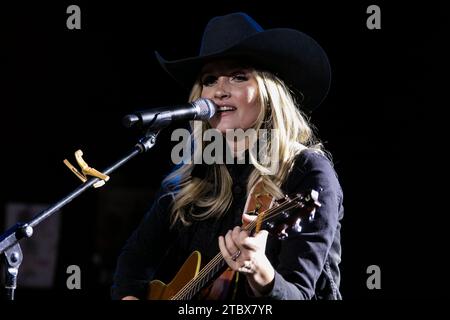 Edmonton, Canada. 07th Dec, 2023. Country music artist Kalsey Kulyk opens for Drake Milligan at Cook County Saloon in Edmonton. Credit: SOPA Images Limited/Alamy Live News Stock Photo