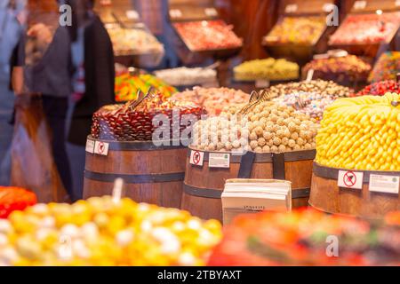 Istanbul, Turkey - NOV 22, 2021: Traditional and modern Turkish sweets and desserts sold at a store in Istanbul, Turkiye. Stock Photo