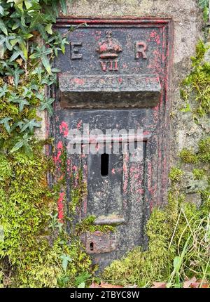 Aldochlay, UK, November 21st 2023, King Edward VII vintage postbox no longer used Stock Photo