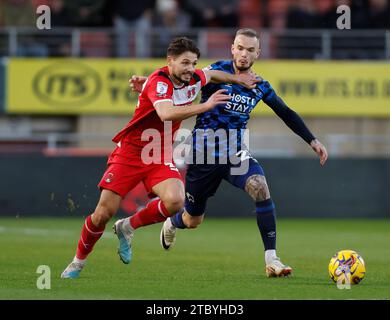 Derby County's Joe Ward (right) challenges Leyton Orient’s Rob Hunt (left) during the Sky Bet League One match at Brisbane Road, London. Picture date: Saturday December 9, 2023. Stock Photo