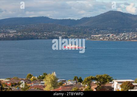 Hobart, Tasmania, Australia - December 12 2022: US Coast guard entring Hobart harbour Tasmania Stock Photo